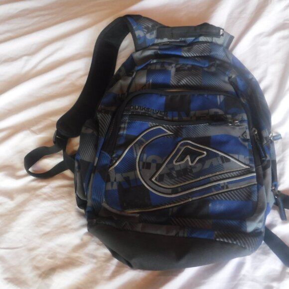 Quick Silver Mens Blue Backpack pre Owned - Picture 1 of 11
